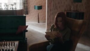 Смотреть на Лордфильм 2.0 Сериал Ход королевы 2020